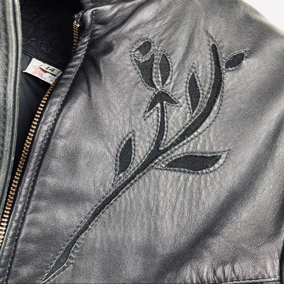 Vintage S Leather Jacket Biker Fringe Black Roses - Picture 7 of 8